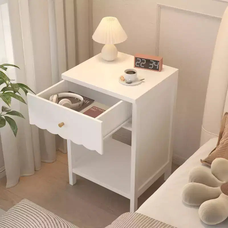 Modern White Nightstand with Drawer and Open Shelf,Scalloped Edge Bedside Table for Bedroom, Cute Minimalist Side Table for Kids Room or Girls' Room
